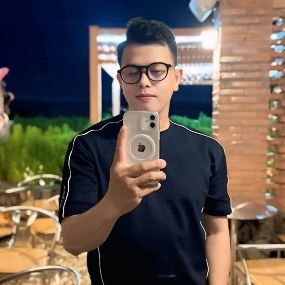 Thái Tư Niên